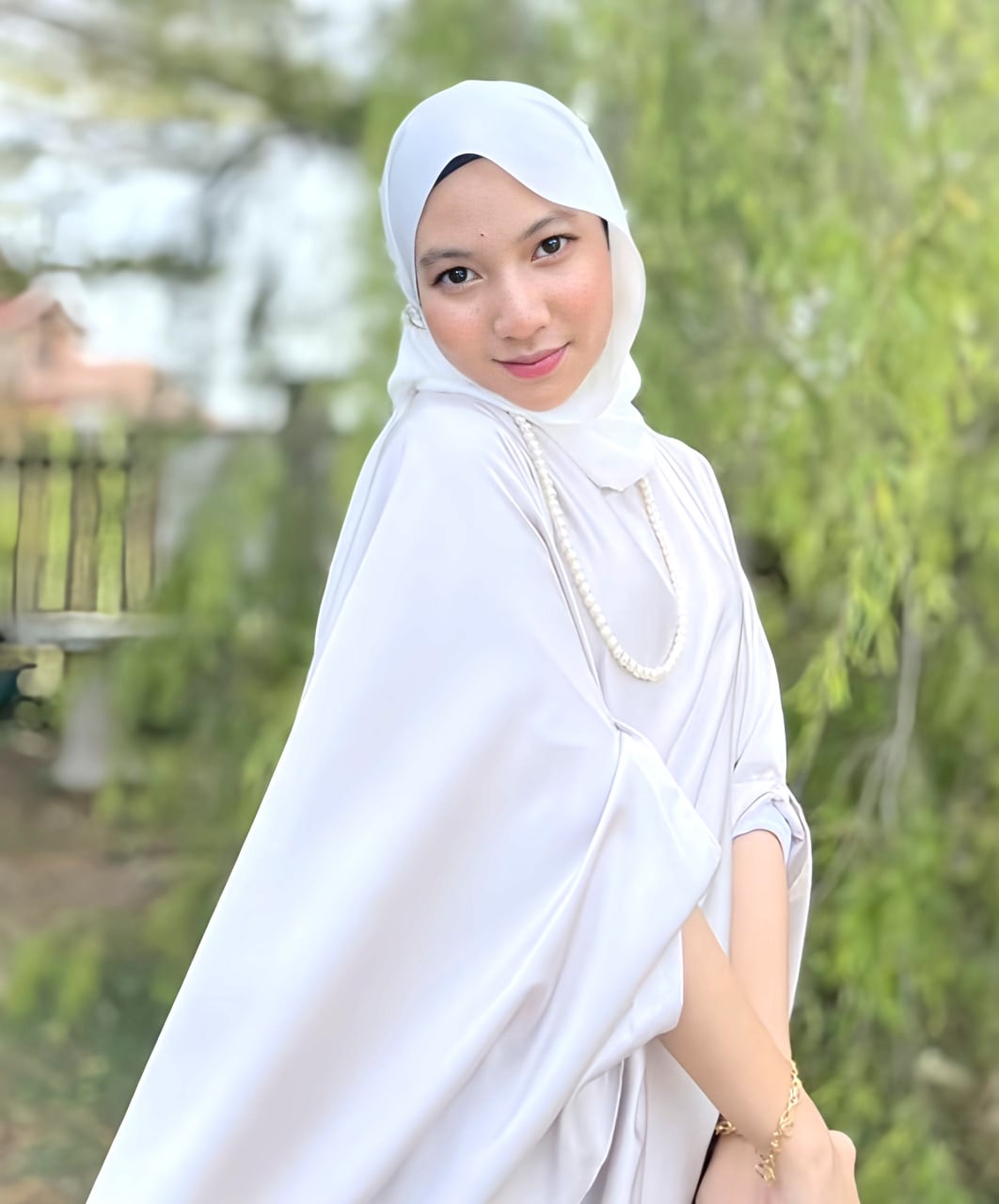 Nonton Film Zulaikha Ukhty Cantik Colok Meki Pake Botol Parfum Terbaru