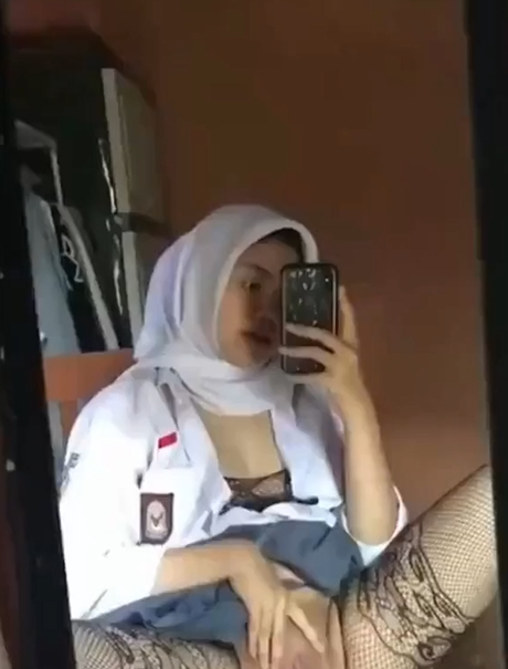 Nonton Film Jilbab SMA Nakal Suka Omek Depan Kaca Terbaru