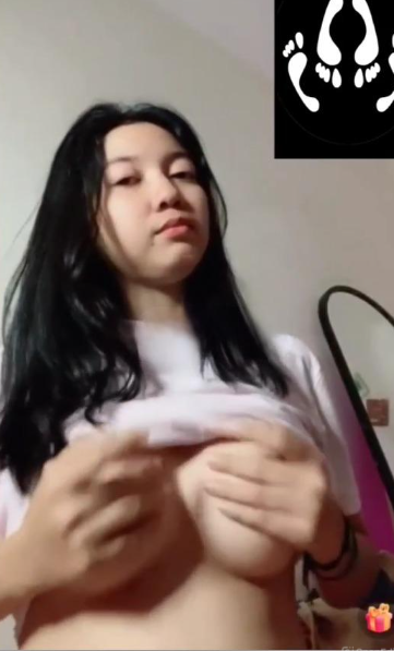 Nonton Film Araa Cewek Cantik VCS Chamet Pamerin Nenen Gemes Terbaru