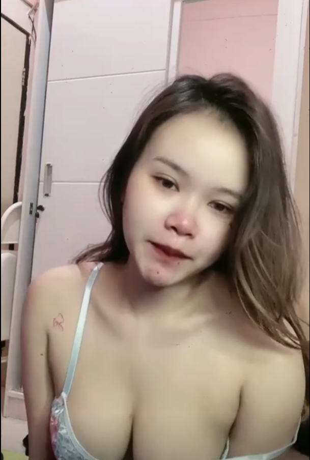 Nonton Film Kelly Semok Pertama Kali Remas Anu Pake Oil Terbaru